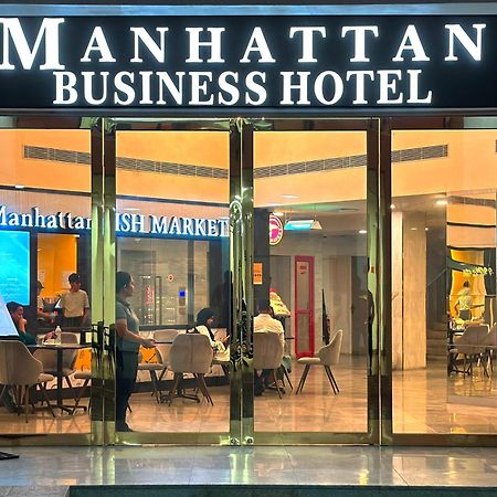 Manhattan Business Hotel, Male Luaran gambar