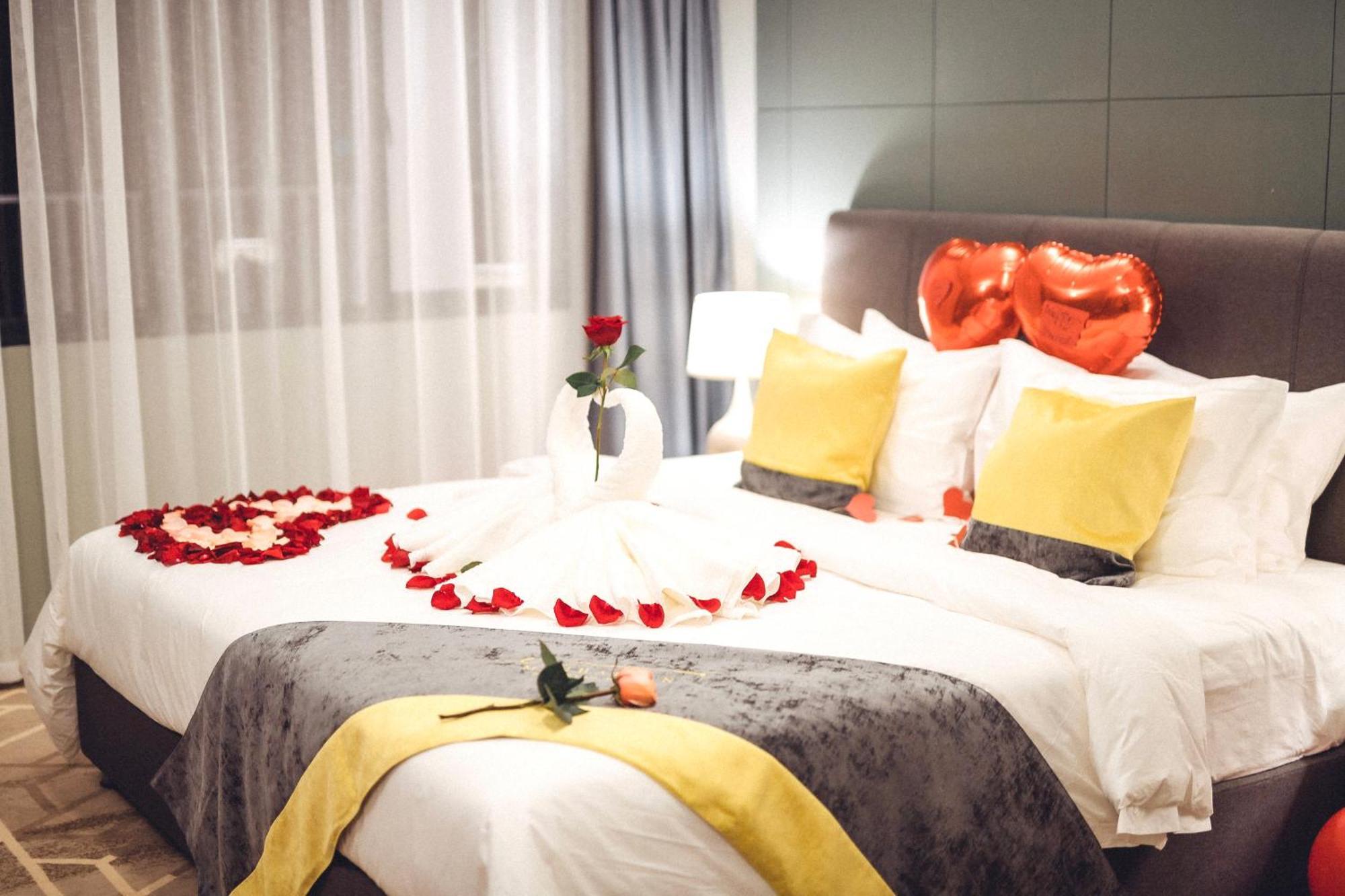 Manhattan Business Hotel, Male Luaran gambar