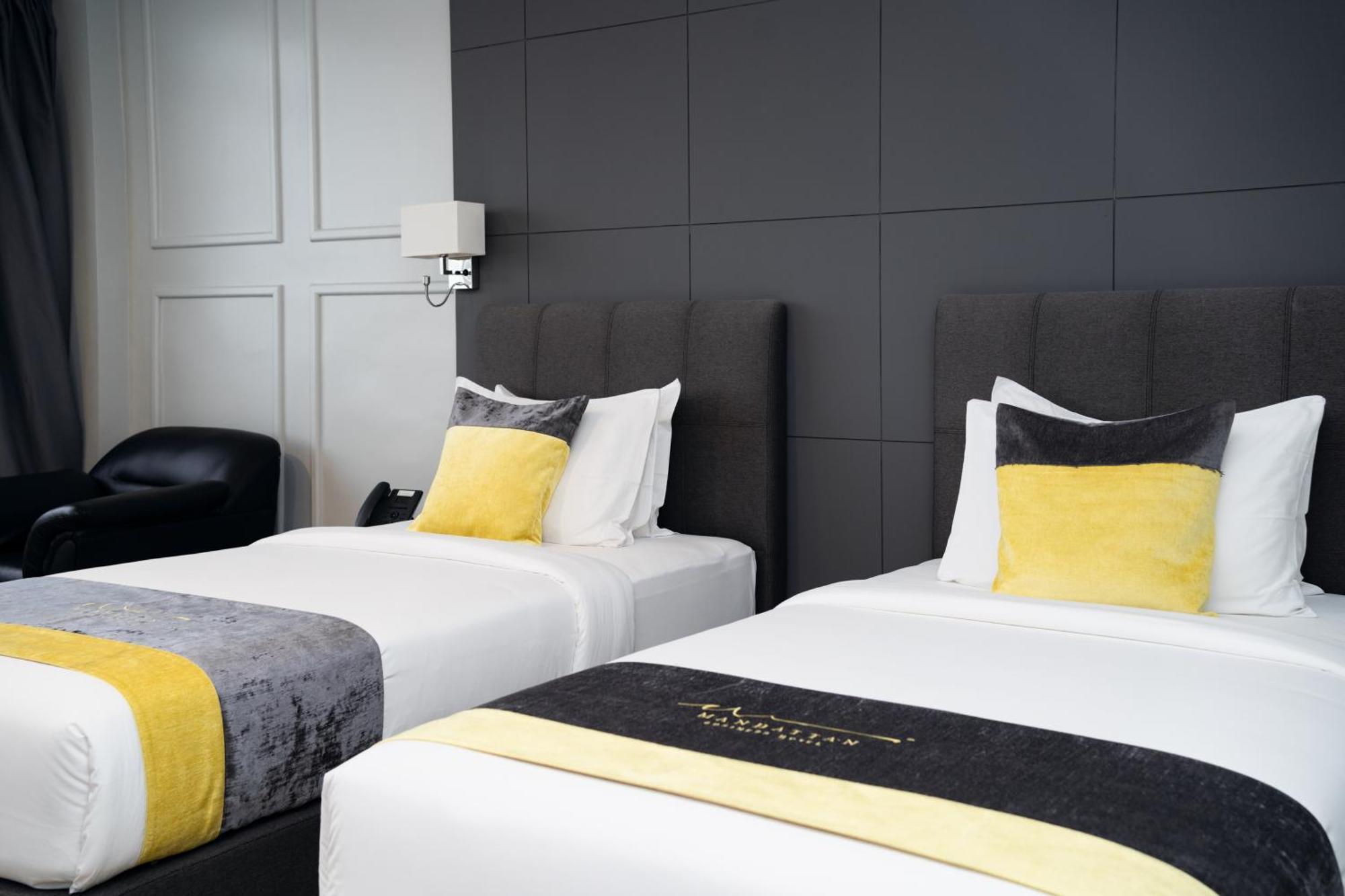Manhattan Business Hotel, Male Luaran gambar